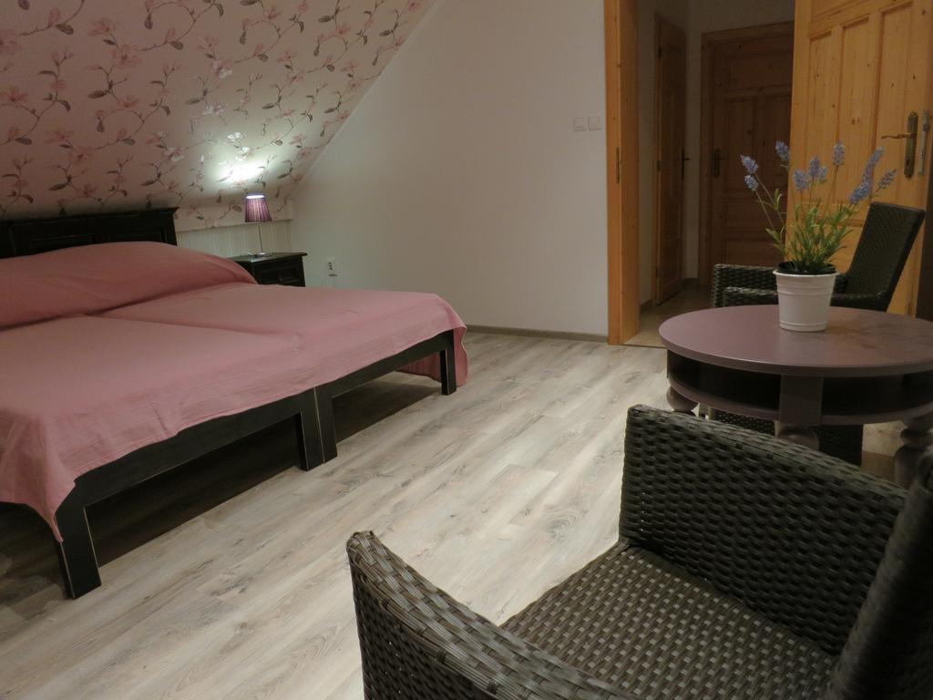 Villa Vilka Relax Podhájska Habitación foto